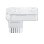JURA WiFi Connect V2 (24323) bílý modul s kontakty, pohled zepředu na čtvercový konektor a zlaté pinové kontakty